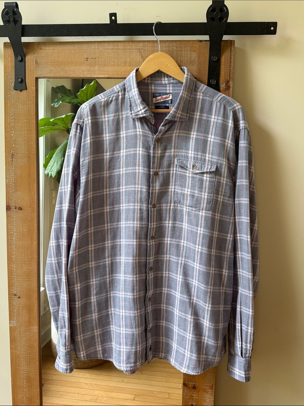 johnnie-O Surflannel Button Down Shirt Size XL